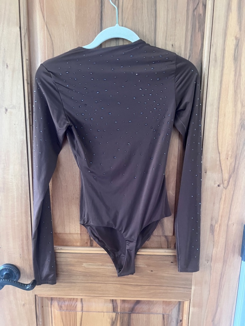 SKIMS X SWarovski Brown Long Sleeve Bodysuit - Picture 2 of 3